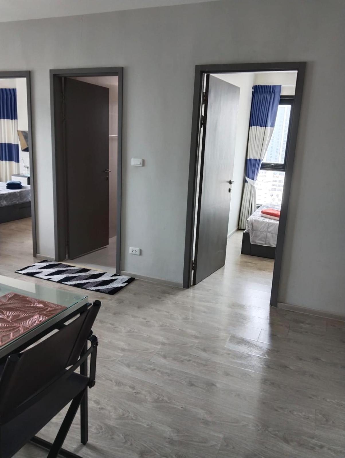 Appartamento The Base Deluxe Pattaya Esterno foto