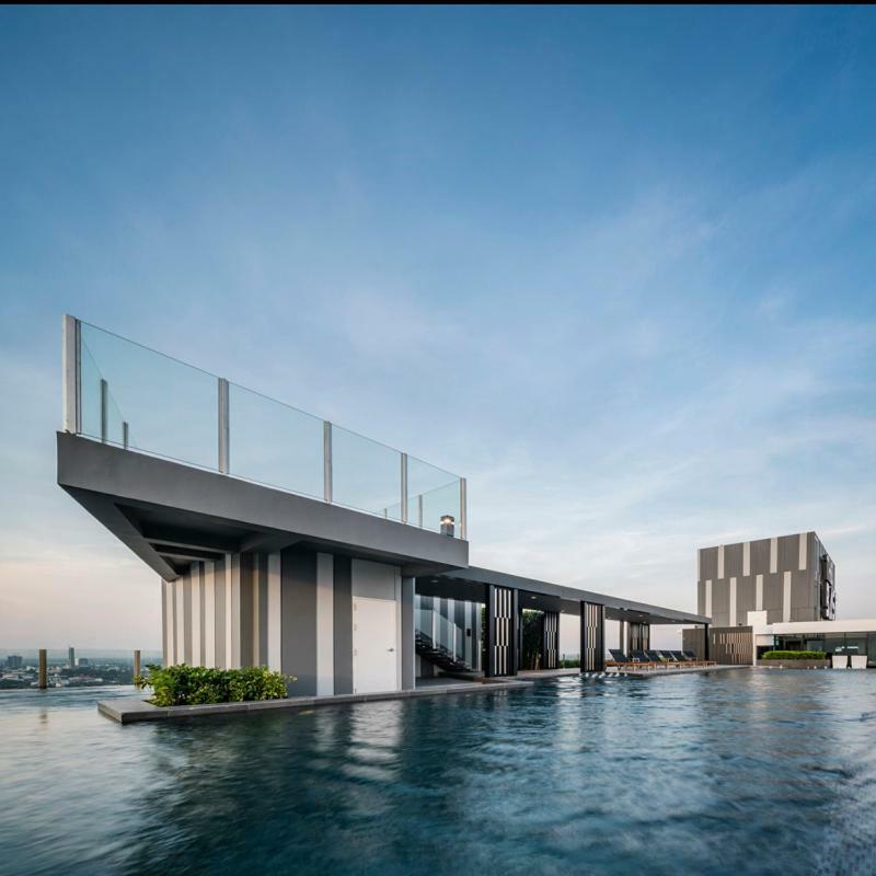 Appartamento The Base Deluxe Pattaya Esterno foto