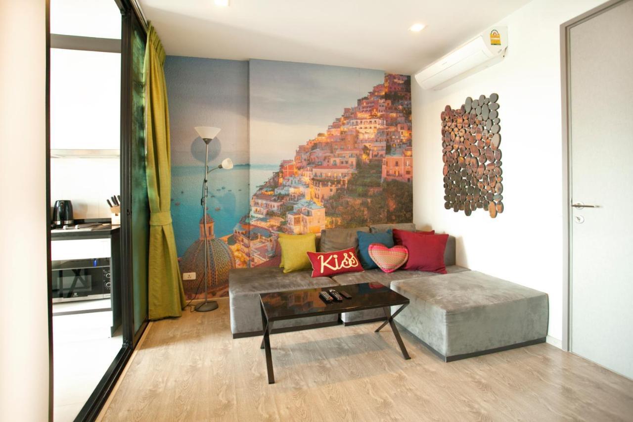 Appartamento The Base Deluxe Pattaya Esterno foto